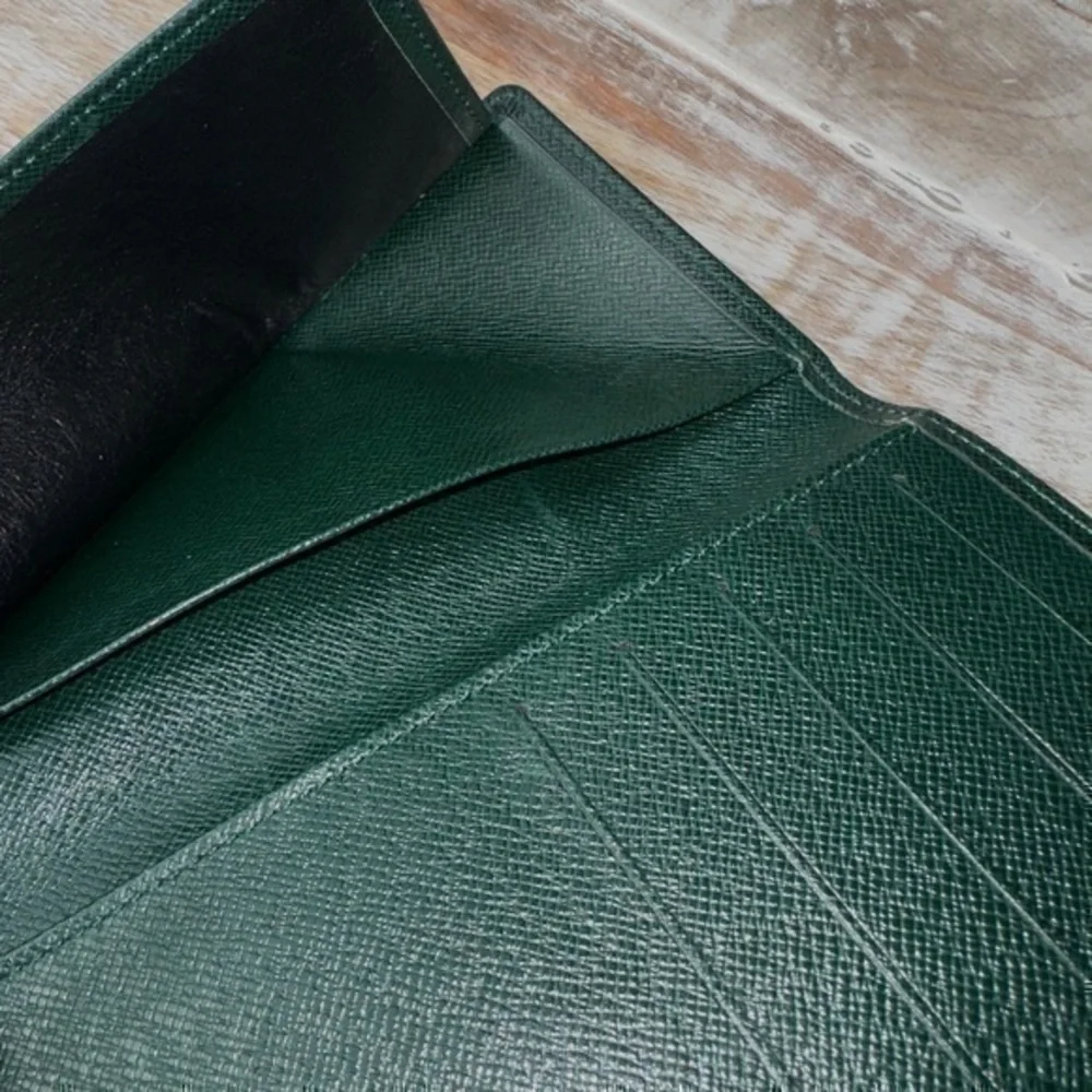 Louis Vuitton excellent louis